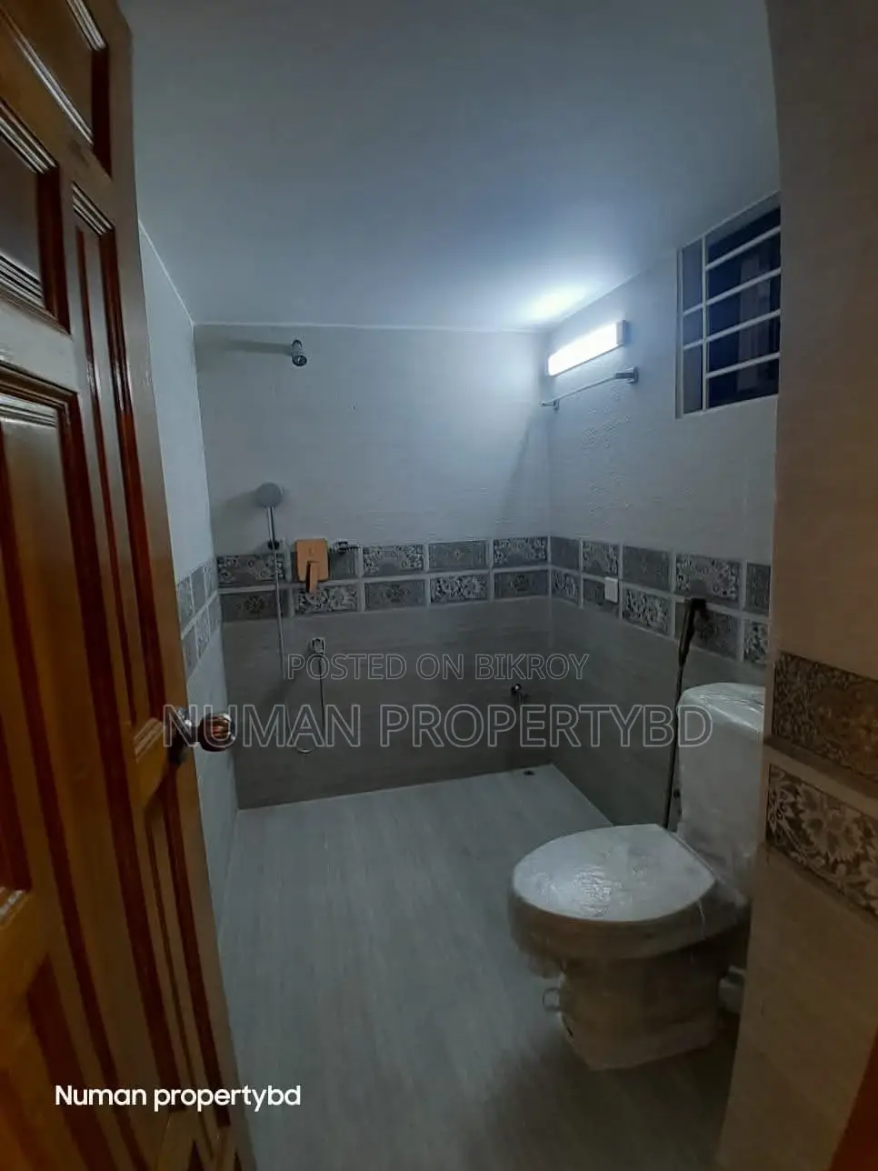 2400 sq ft 4 bedroom full interior design new luxury semi-furnished flat for rent