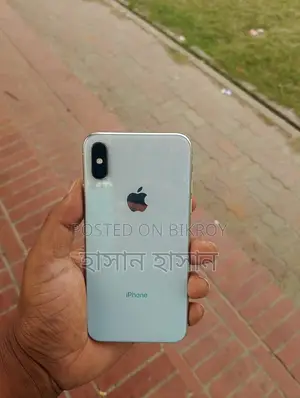 Apple iPhone X (Used)