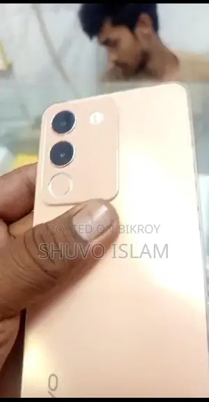 Vivo V29e 8/128 (Used)