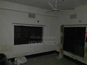 ৩ রুম ফ্লাট বাসায় এক বা দুই ভাড়া হবে