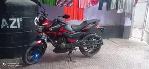 Hero Hunk 150R . 2022