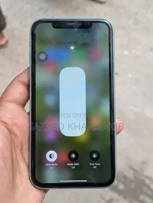 Apple iPhone 11 (Used)