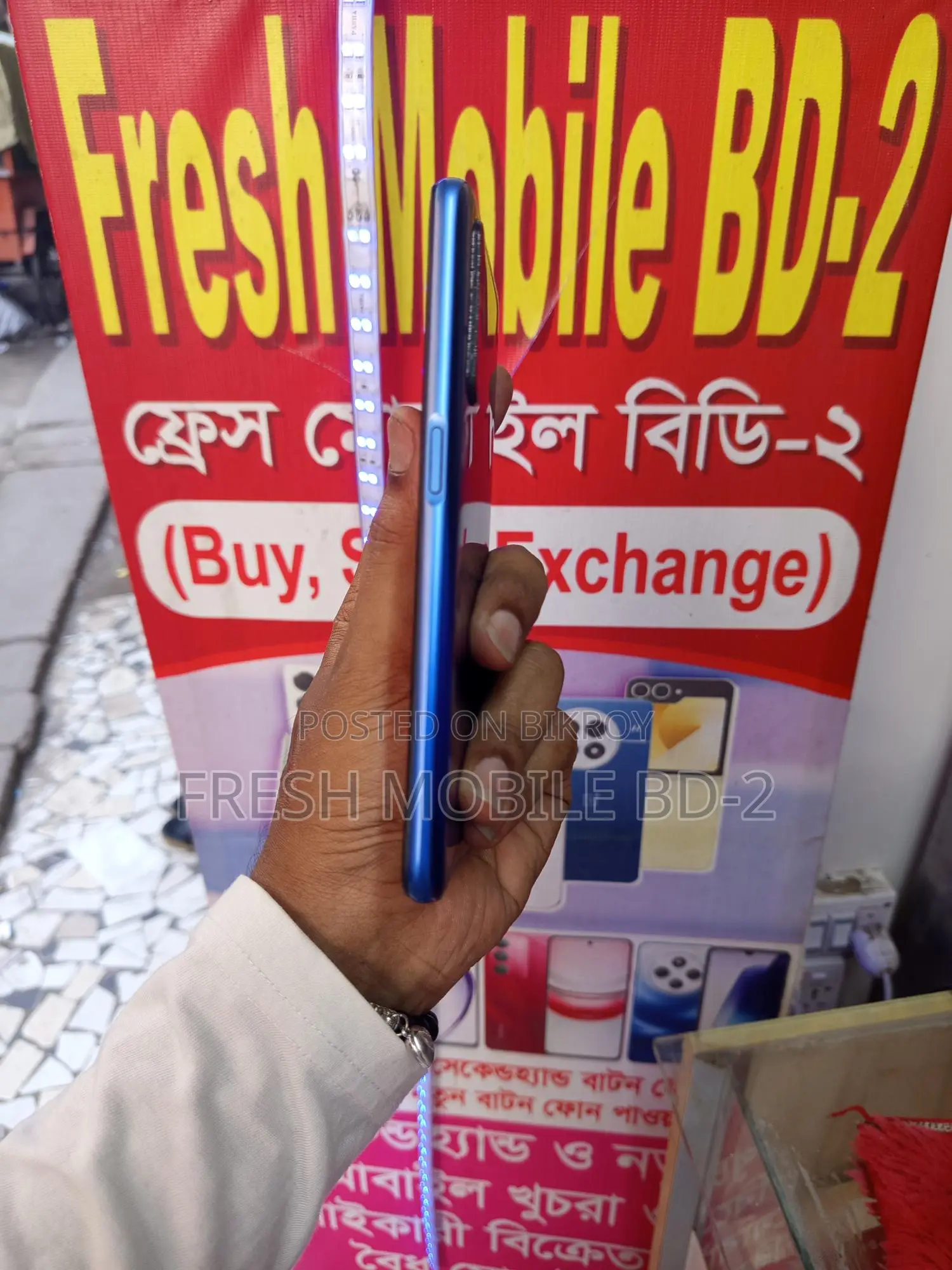Realme 6 RAM:4 ROM:64 (Used)