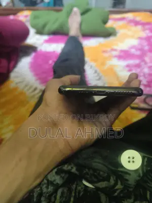 Apple iPhone XS Max (Used)