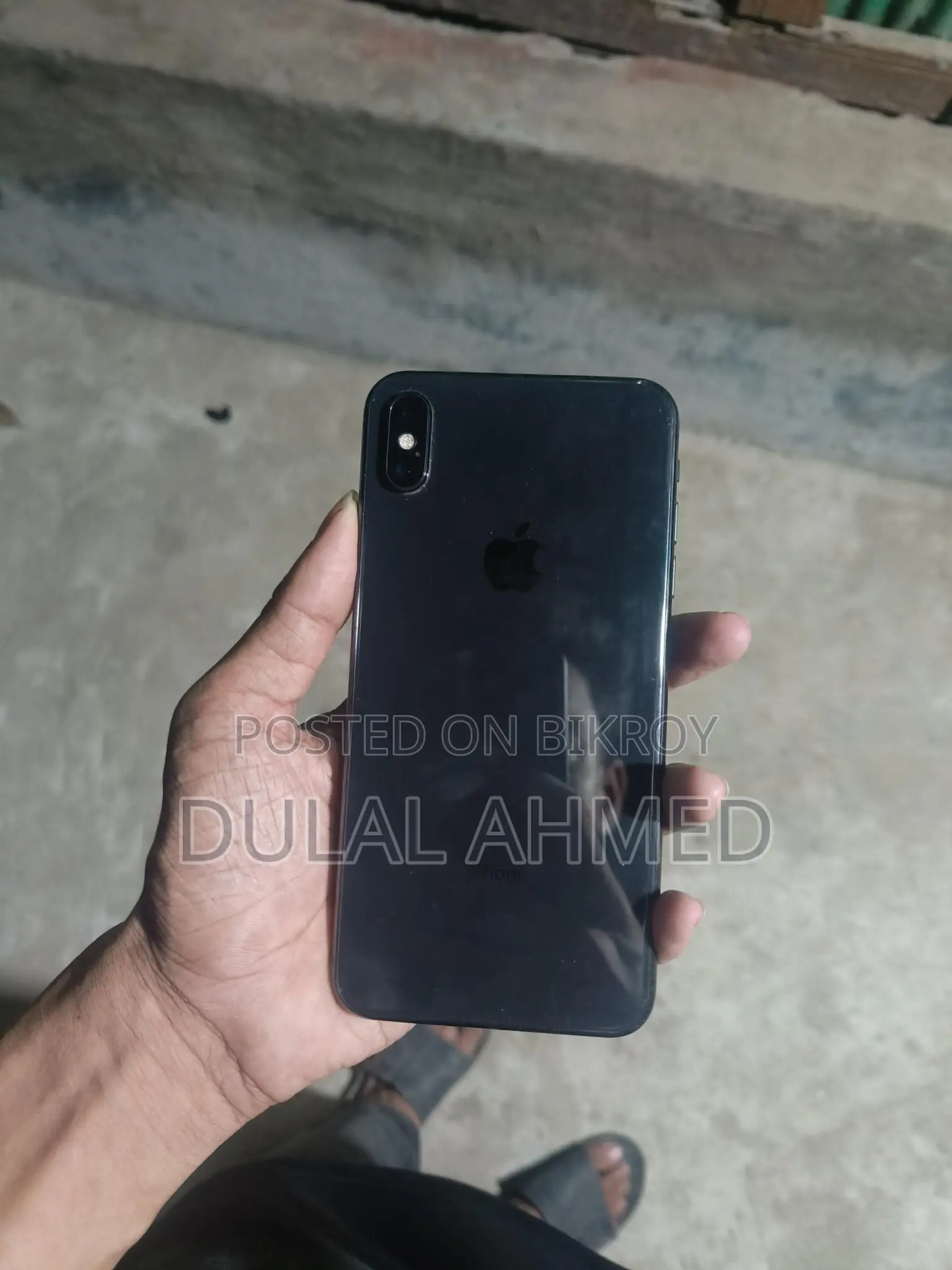 Apple iPhone XS Max (Used)