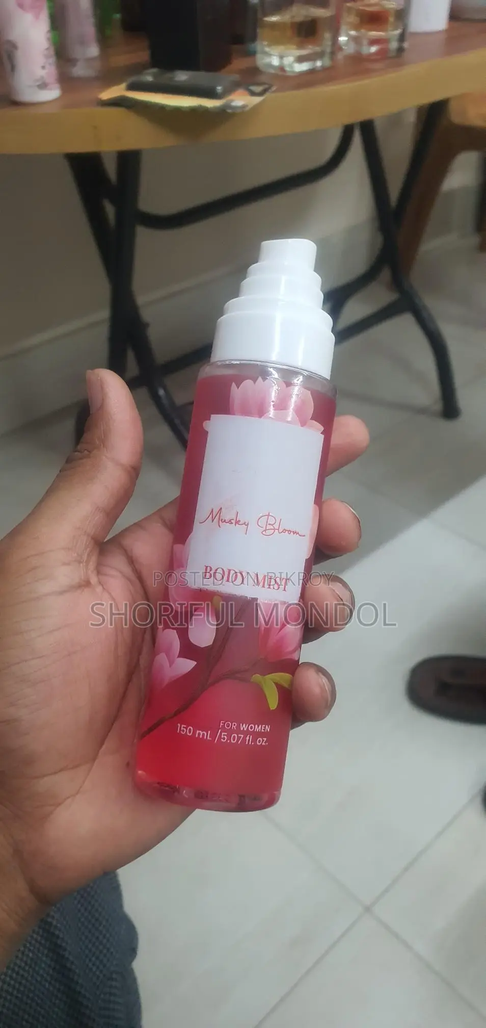 Perfume, Shampoo, Shower Gel