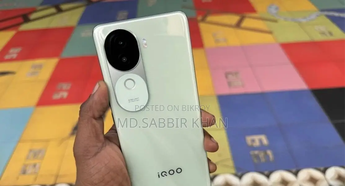 iQOO z9s (Used)