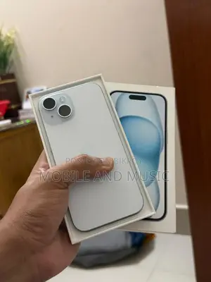 অ্যাপল আইফোন ১৫ ১০০% ব্যাটারি হেলথ সিঙ্গাপুর (ব্যবহৃত)