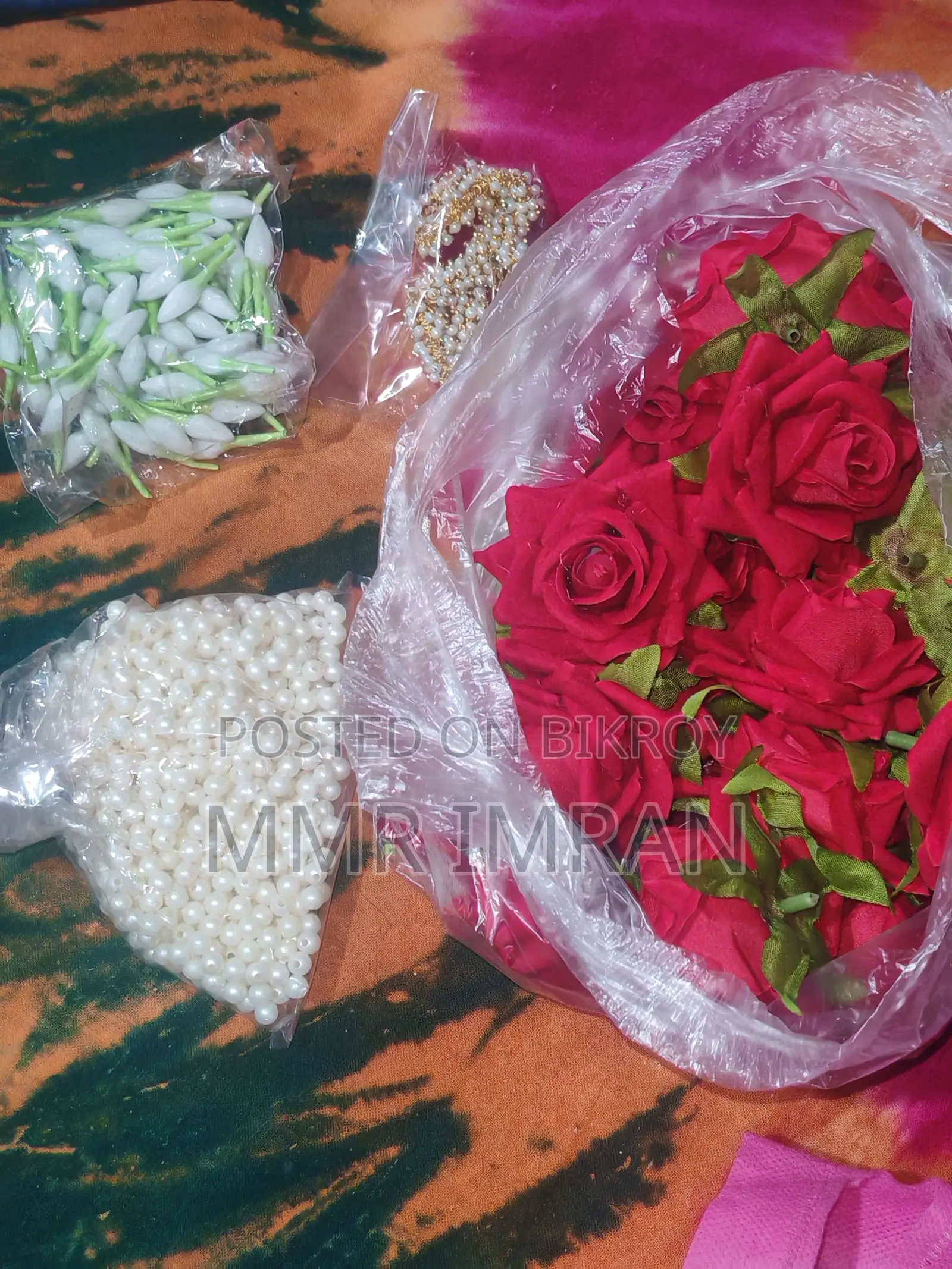 Materials for making garlands and hair buns