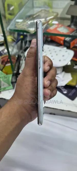Samsung Galaxy S20 Plus (Used)