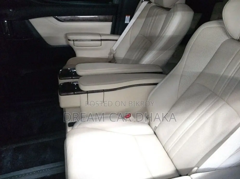 Toyota Alphard Executive Lounge 2022