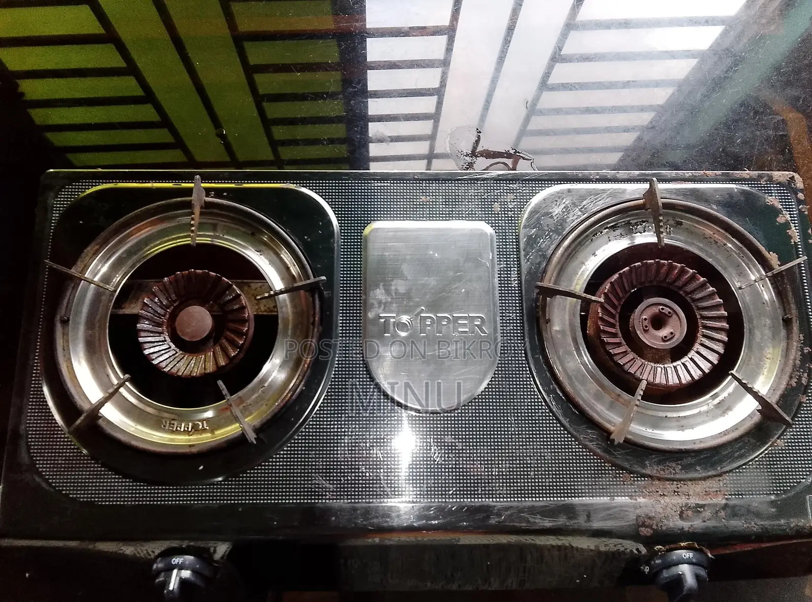 L P G Gas stove
