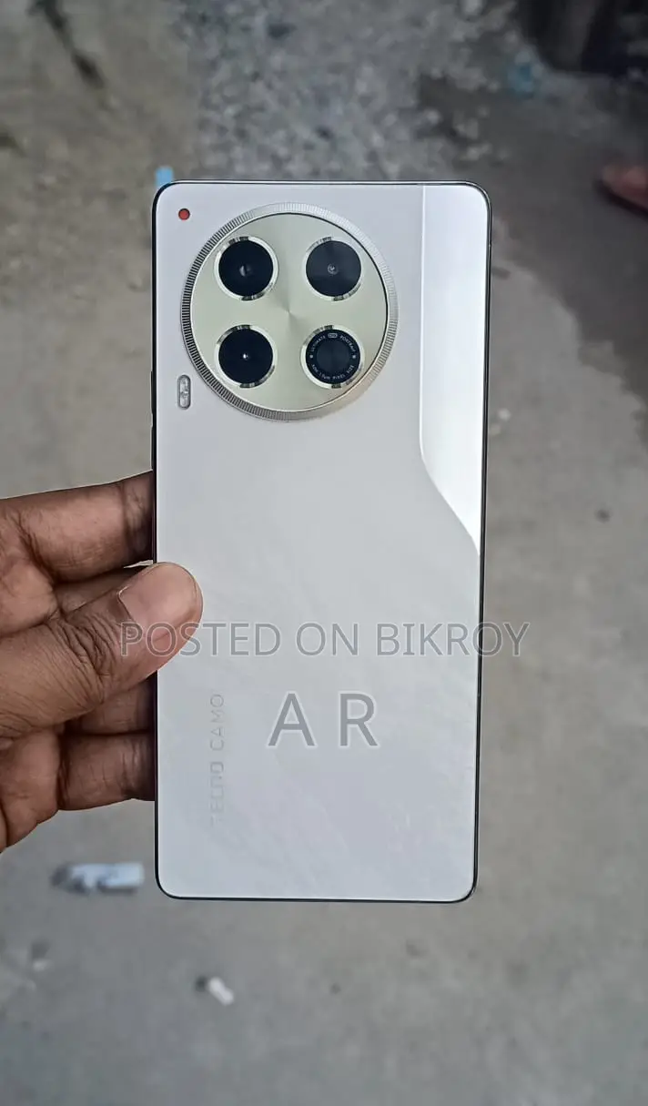 Tecno Camon 30 . (Used)