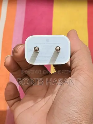 অ্যাপল অ্যাডাপ্টার (ব্যবহৃত)