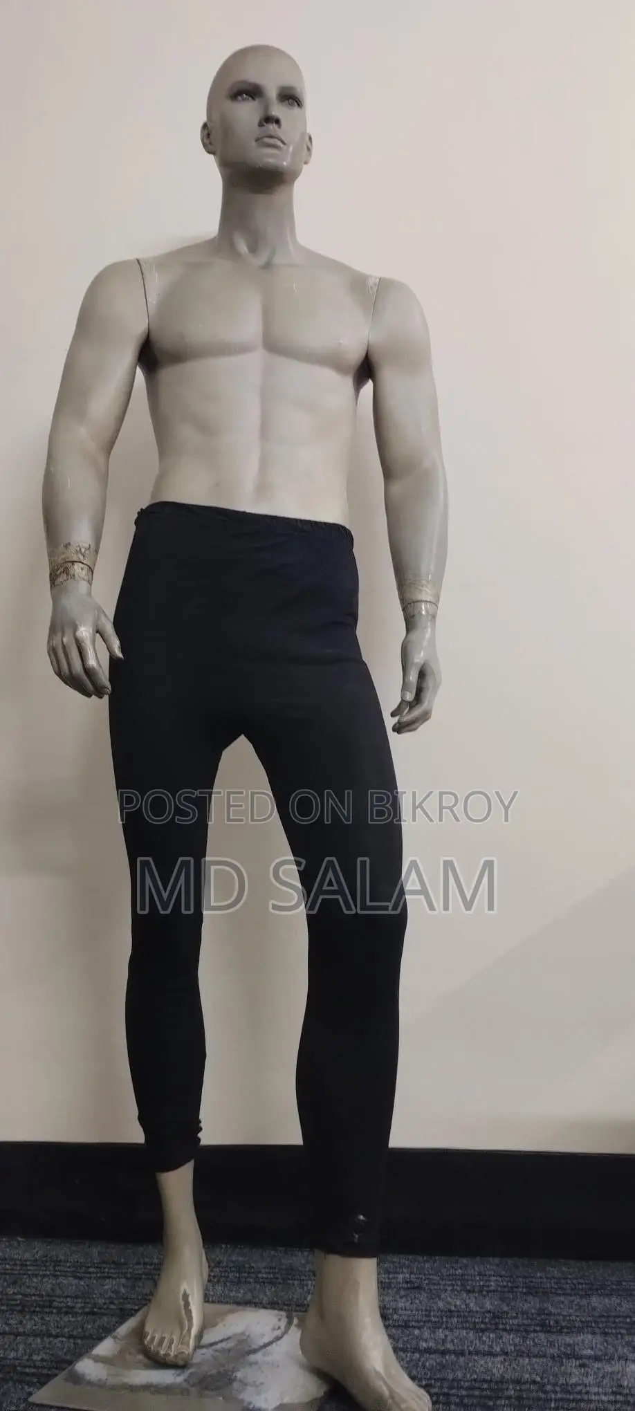 2 Display Mannequins