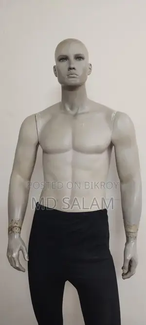 2 Display Mannequins