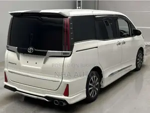 Toyota Esquire GI MODELLISTA AERO 2021