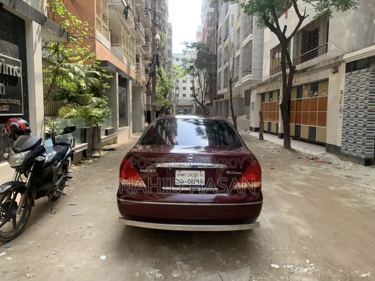 Nissan Sunny . 2006