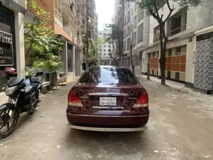 Nissan Sunny . 2006