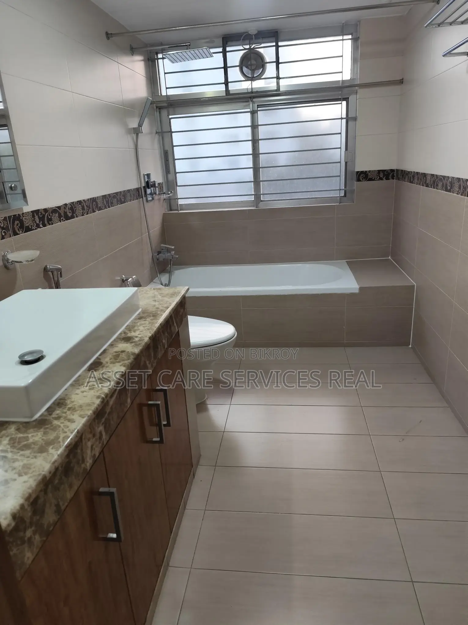 4-Bed Un-Furnished Luxury Apartment for Rent in Baridhara Diplomatic Zone