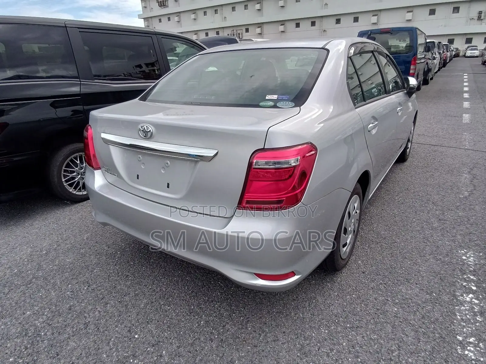Toyota Axio Non Hybrid EX Silver 2020