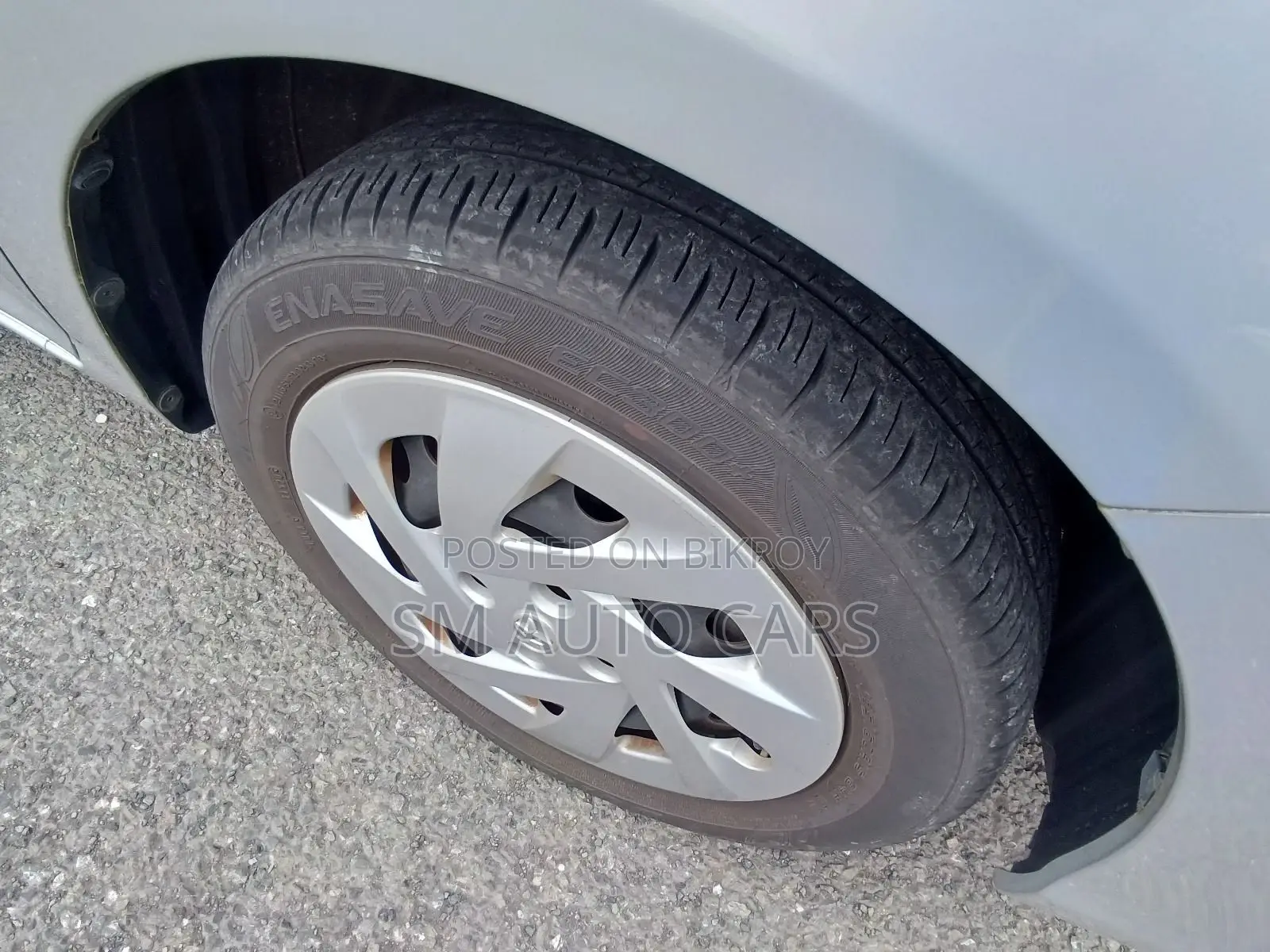 Toyota Axio Non Hybrid EX Silver 2020