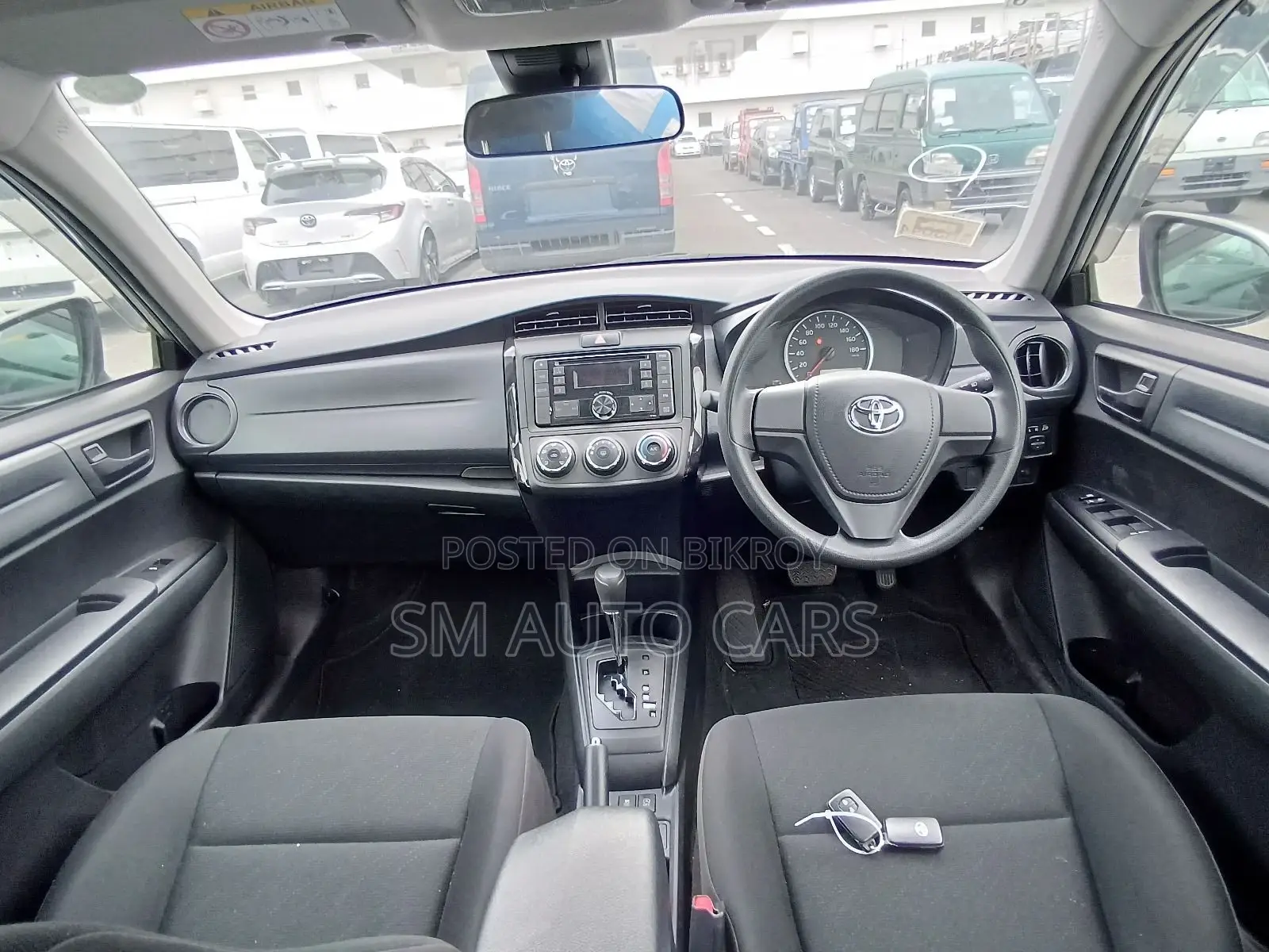 Toyota Axio Non Hybrid EX Silver 2020