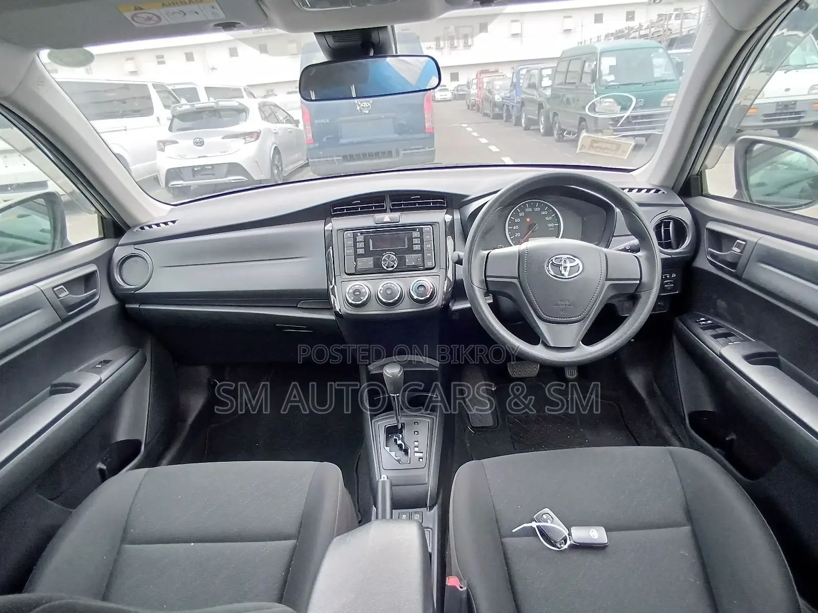 Toyota Axio Non Hybrid EX Silver 2020