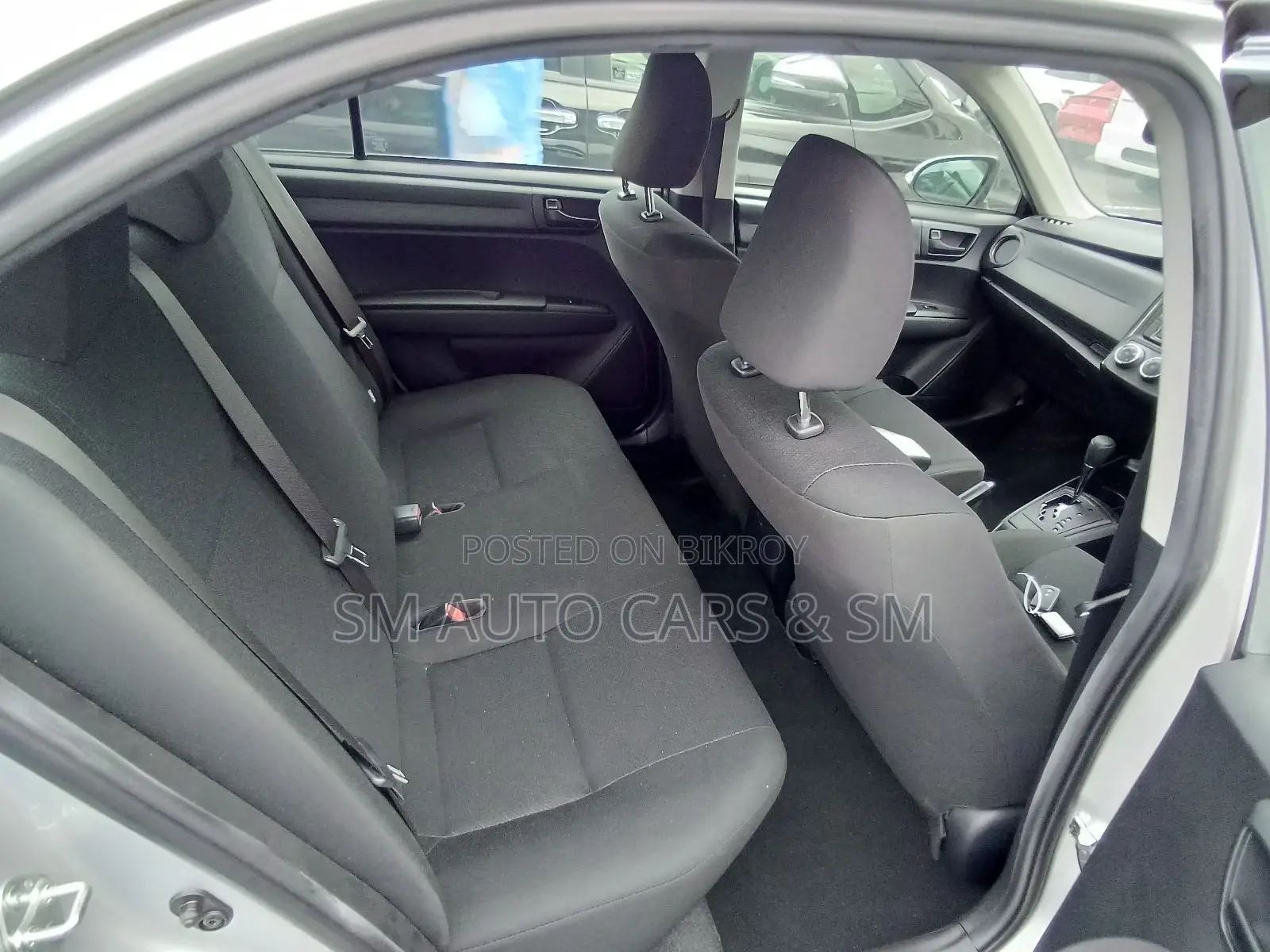Toyota Axio Non Hybrid EX Silver 2020