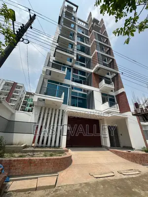 Dream Flat For Sale In Bashundhara R/a