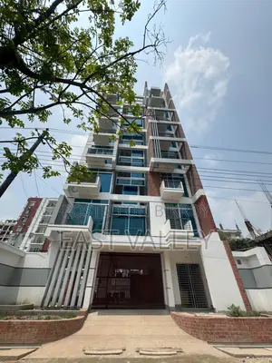 Dream Flat For Sale In Bashundhara R/a