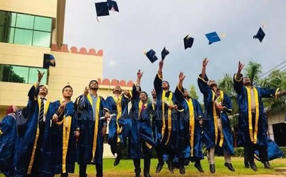 Advocate Gown and University Convocation Gown, Cap