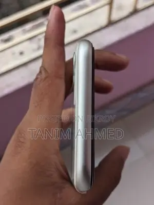 Apple iPhone 11 (Used)