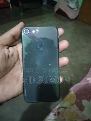 Apple iPhone 8 (Used)