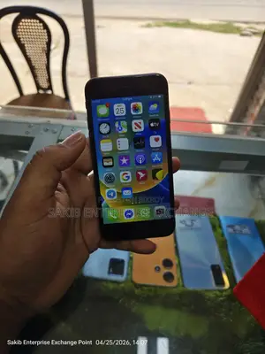 Apple iPhone 8 64GB (Used)