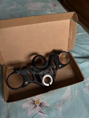 R15m/V4 Handle Crown