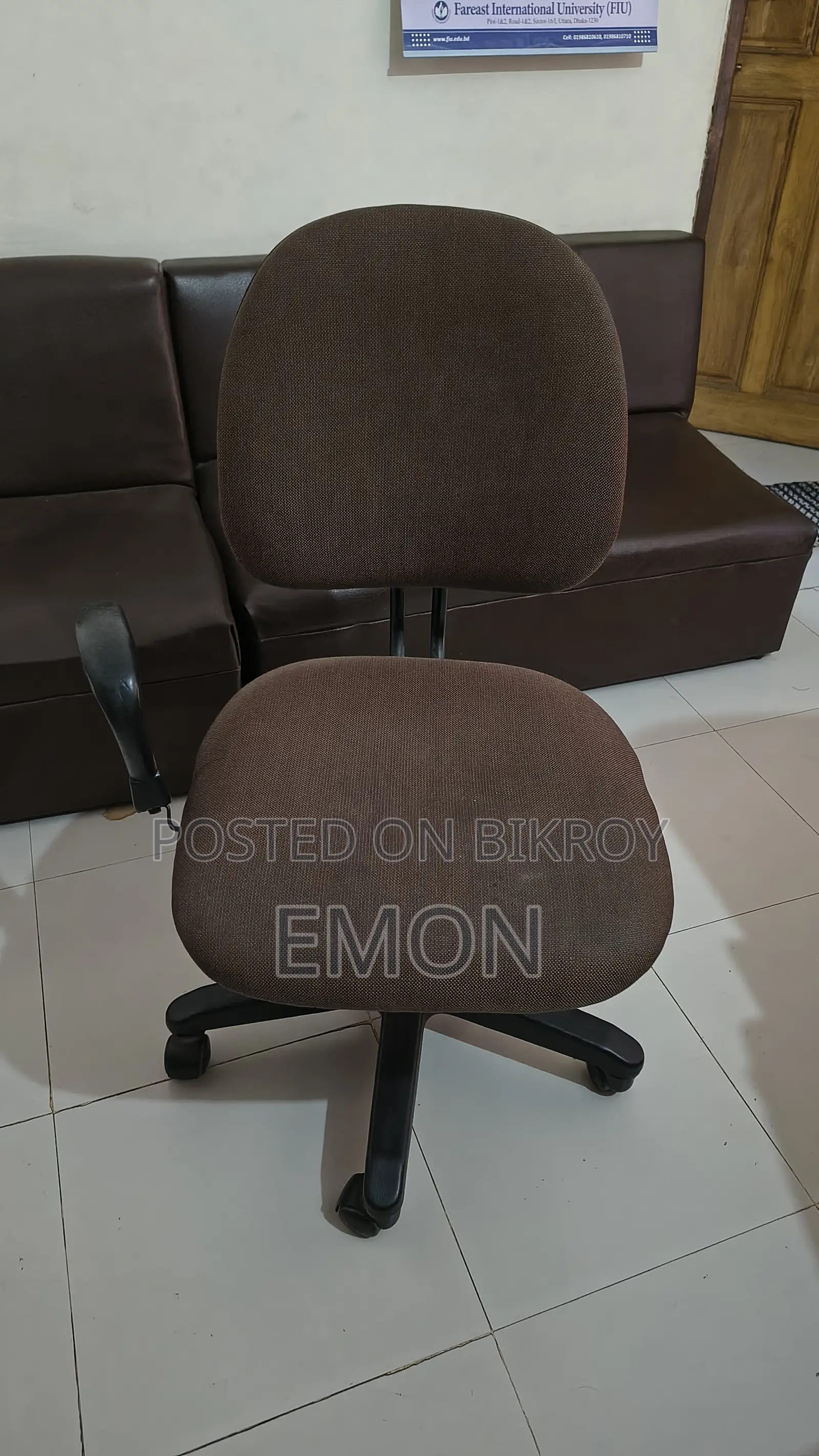 ২ পিস চেয়ার বিক্রি করা হবে