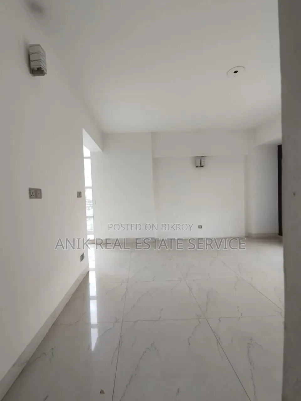 Swmming Pool Gym 3600 Sft Un Farnised Flat Rent At Gulshan 2