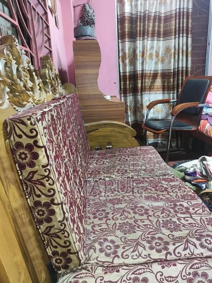 সেগুন কাঠের বানানো সোফা ৫সেট