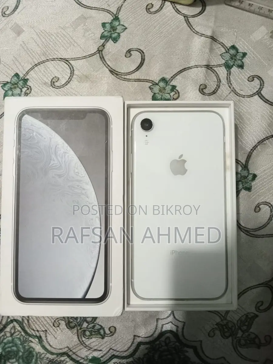 Apple iPhone XR (Used)