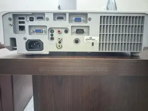 Hitachi CP wx3041wn প্রজেক্টর