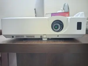 Hitachi CP wx3041wn প্রজেক্টর