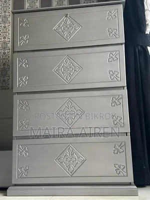 আলমারি বিক্রি