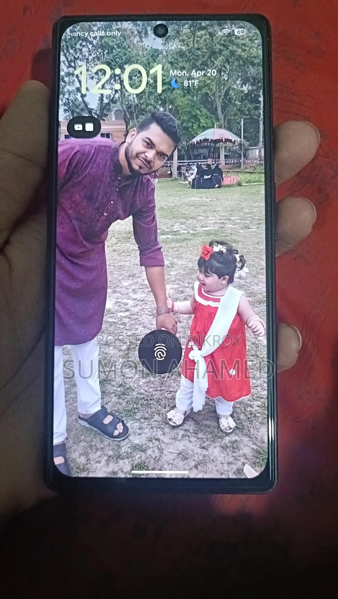 Google Pixel 6 . (Used)