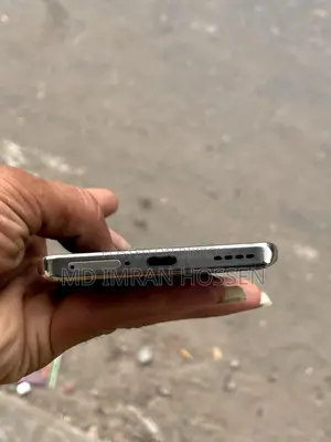 Realme P1 Pro 8/128 (Used)