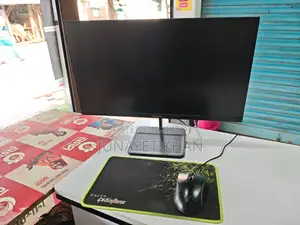 RAM 16GB / SSD 256GB / HDD 500GB Desktop PC