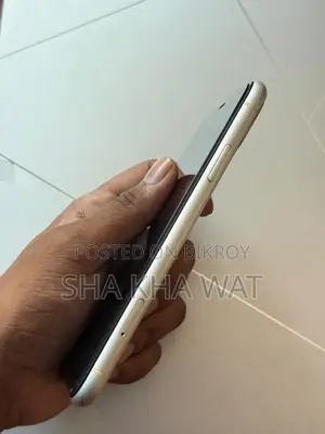 Apple iPhone 11 (Used)