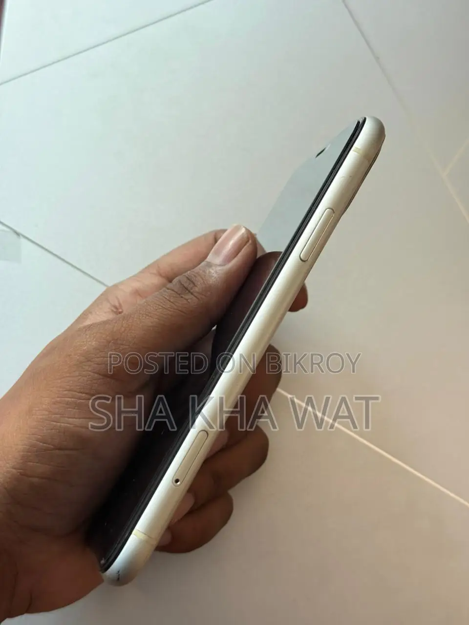 Apple iPhone 11 (Used)