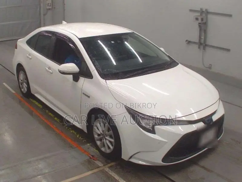 Toyota Corolla HYBRID 2021