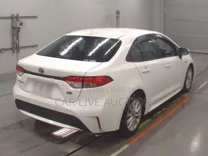 Toyota Corolla HYBRID 2021